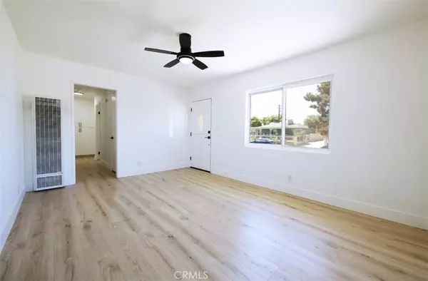 Palmdale, CA 93550,38502 38502 31st E