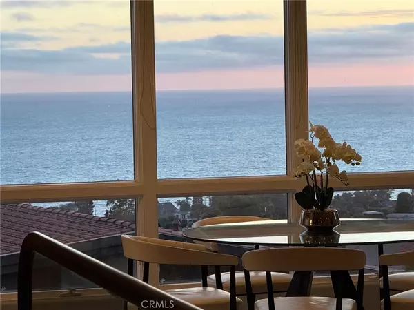 Palos Verdes Estates, CA 90274,2637 Via Olivera