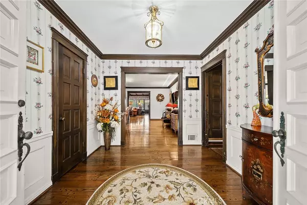 Arcadia, CA 91006,100 W Sycamore AVE