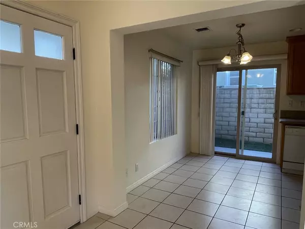 Monrovia, CA 91016,614 royal oaks DR #A