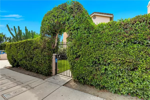 El Monte, CA 91733,3161 Adelia