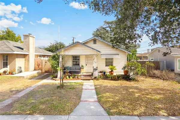 Azusa, CA 91702,904 N Dalton AVE
