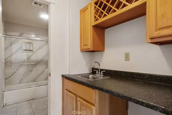 Los Angeles, CA 90032,3233 Dorchester AVE