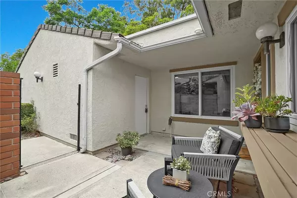 Irvine, CA 92612,4 Dogwood N