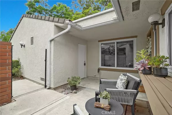 Irvine, CA 92612,4 Dogwood N