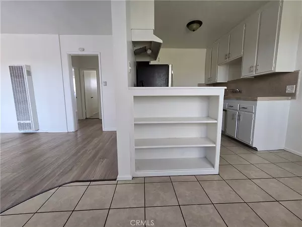 Long Beach, CA 90806,1834 Pine AVE #5