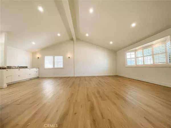 Placentia, CA 92870,1010 Huggins