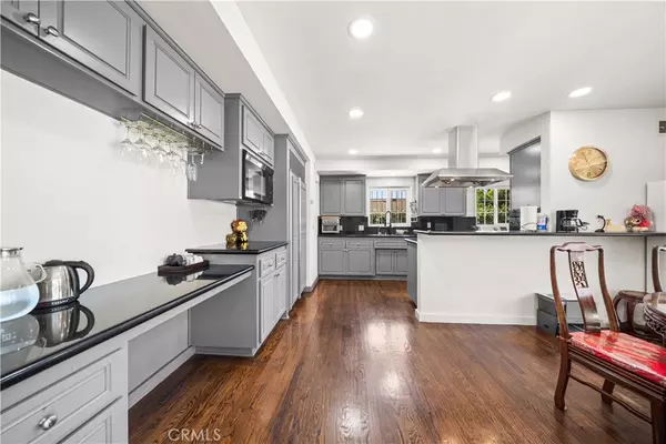 Arcadia, CA 91006,1025 S 2nd AVE