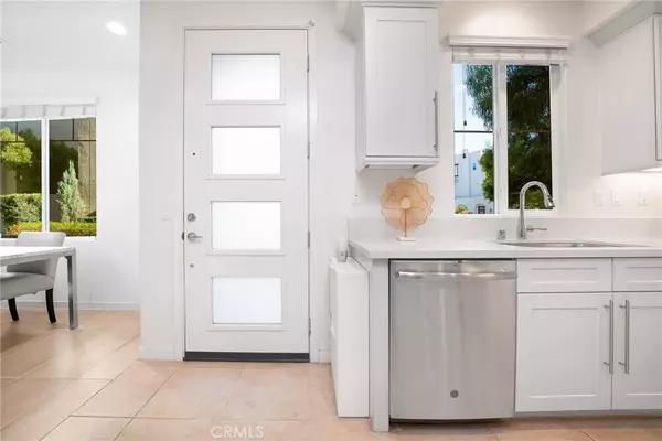 Irvine, CA 92618,595 Cultivate