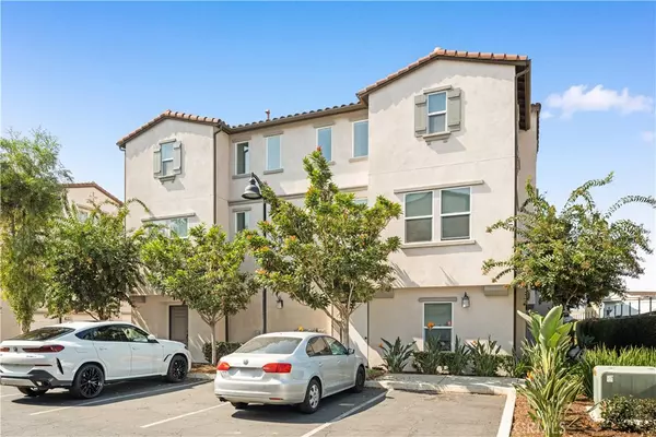 Montebello, CA 90640,1118 Calle Montana