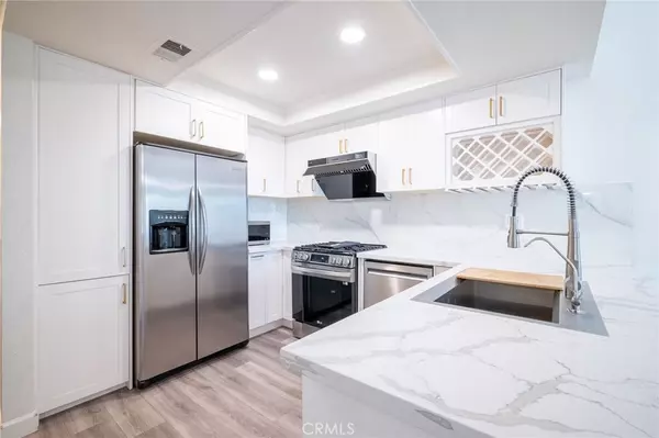 Azusa, CA 91702,1756 Shady Oaks CT