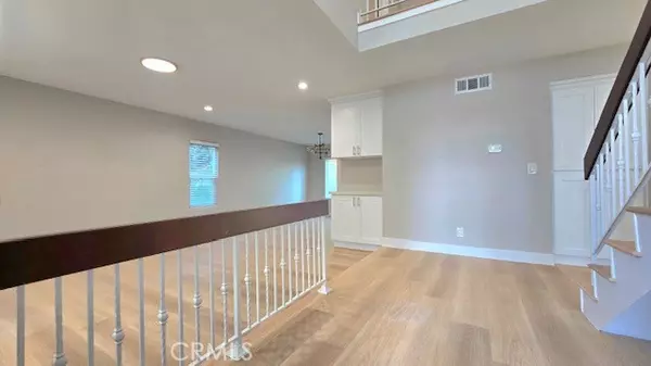 Cerritos, CA 90703,12752 Castleford LN