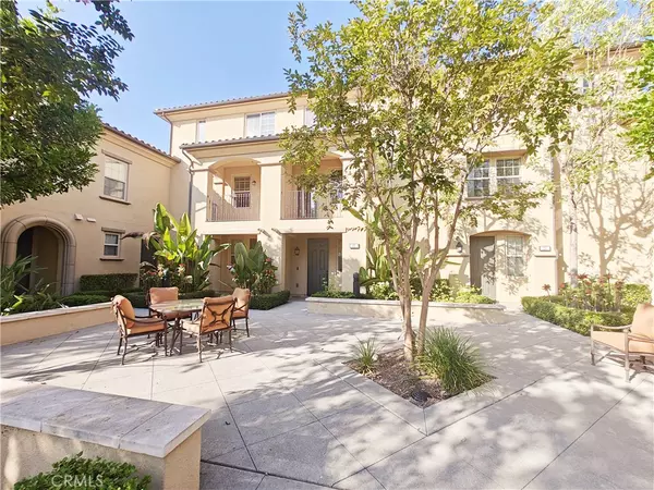 Irvine, CA 92618,26 Full Moon