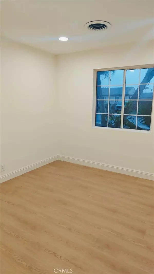 Pomona, CA 91767,725 Clark AVE