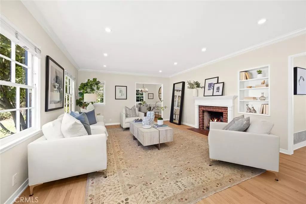 Pasadena, CA 91104,852 E Howard ST