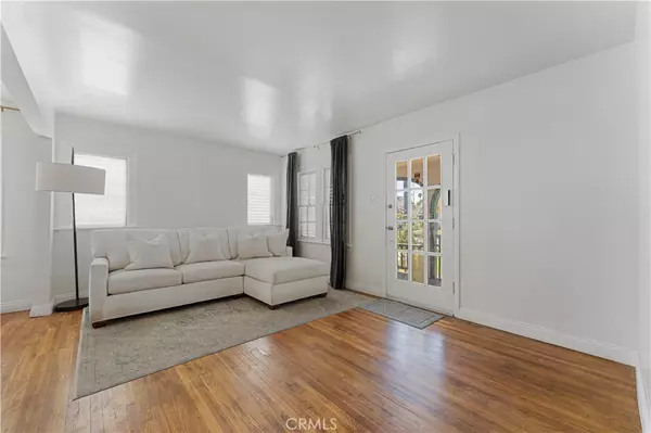 Los Angeles, CA 90043,4918 6th Ave