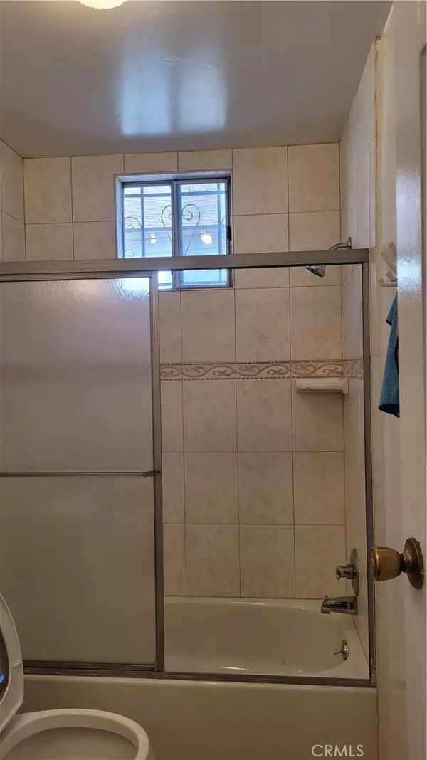 Los Angeles, CA 90032,2706 Budau AVE