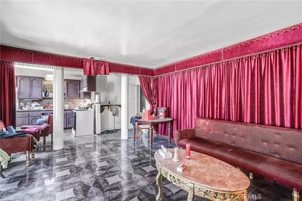 Riverside, CA 92506,6762 Rainier CT