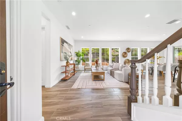 Porter Ranch, CA 91326,20611 W Chestnut CIR