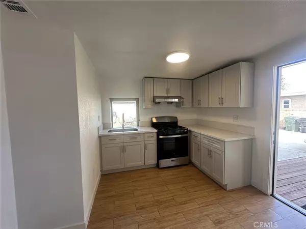 2323 W Cedarwood ST, West Covina, CA 91790