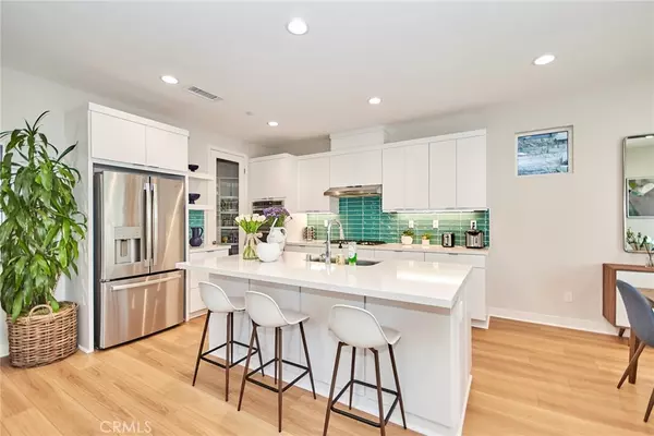 Irvine, CA 92618,138 Biome