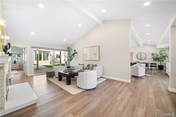 Yorba Linda, CA 92886,17841 Buena Vista Avenue