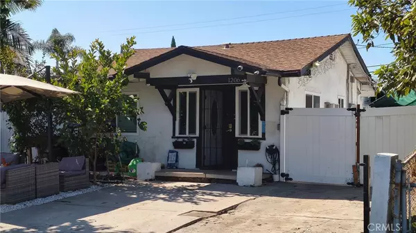 Santa Ana, CA 92707,1206 S SHELTON ST