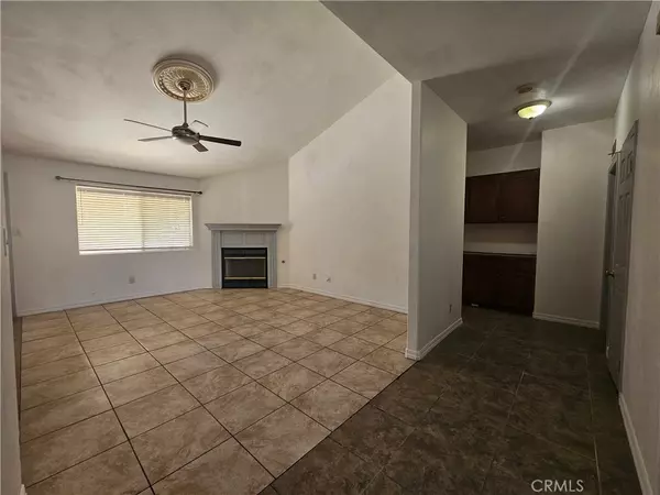 Bakersfield, CA 93307,5411 Los Amigos DR