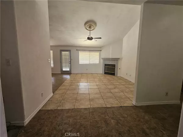 Bakersfield, CA 93307,5411 Los Amigos DR