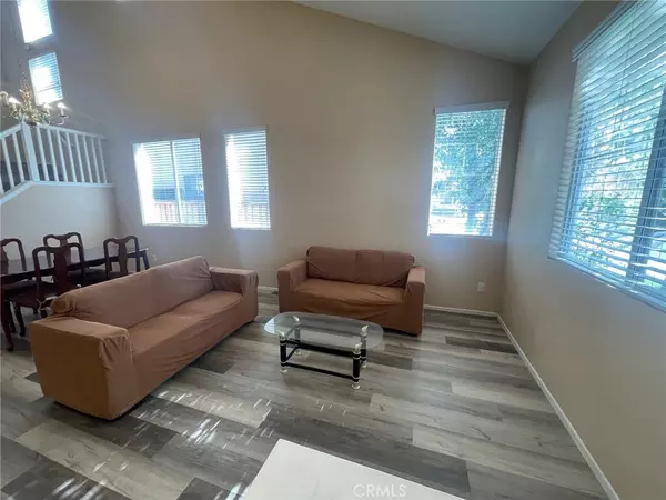 Riverside, CA 92507,1434 Haddington DR