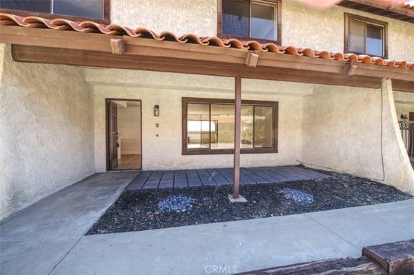 16780 Green Tree Blvd, Victorville, CA 92395