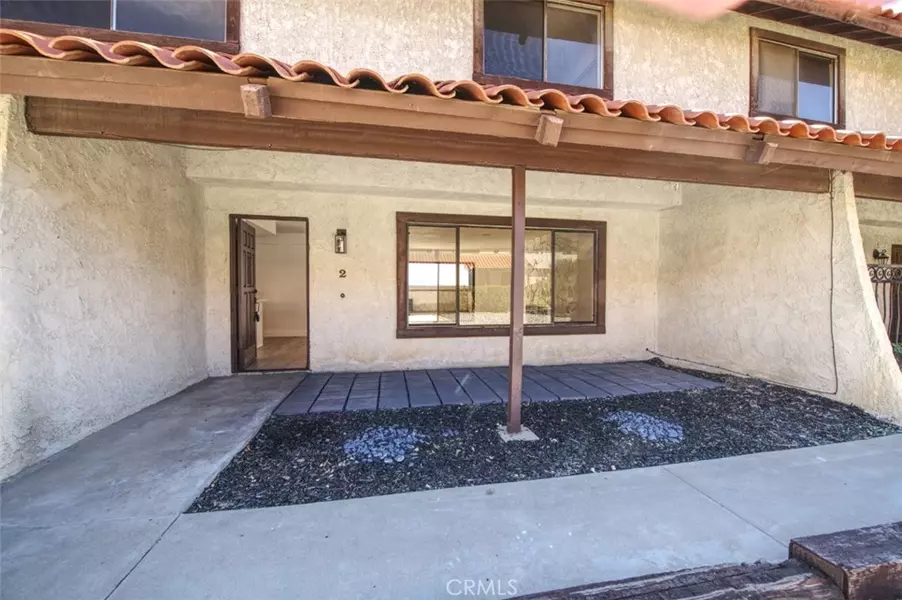 16780 Green Tree Blvd, Victorville, CA 92395