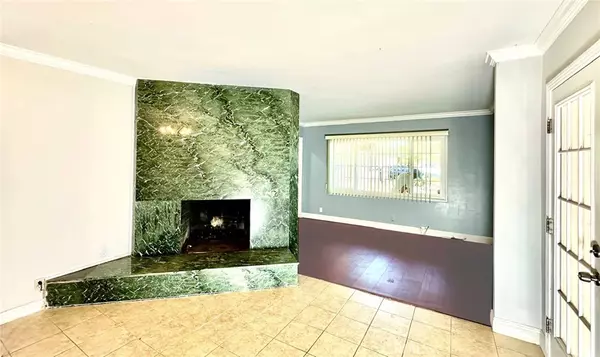 North Hollywood, CA 91605,12040 Stagg ST