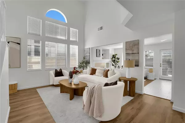 Covina, CA 91722,556 E Calora ST