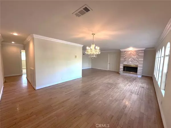 Arcadia, CA 91006,1126 Highland Oaks Dr