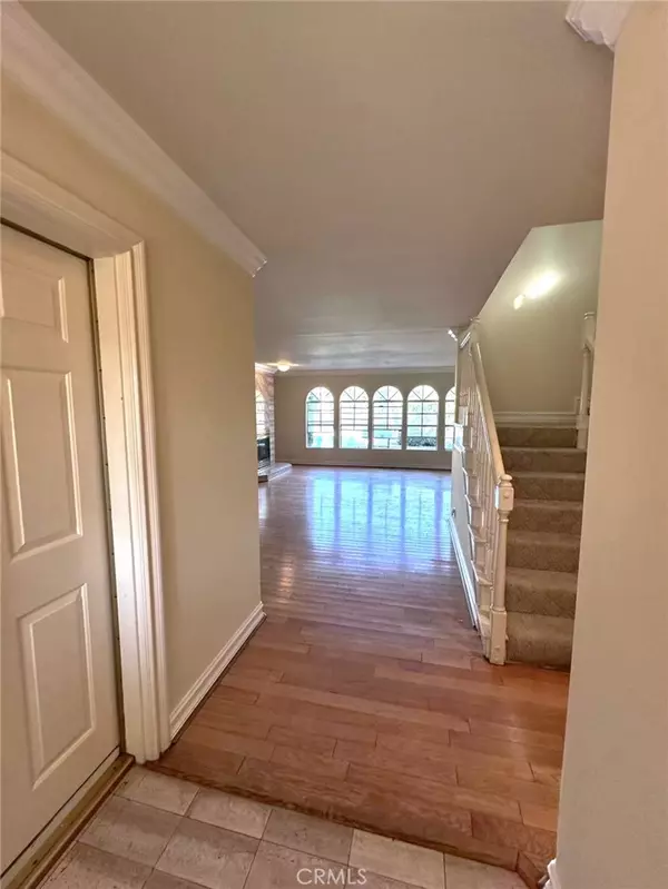 Arcadia, CA 91006,1126 Highland Oaks Dr