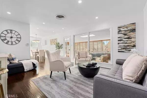 Reseda, CA 91335,8131 Garden Grove