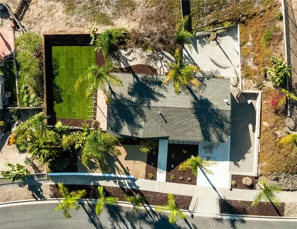 Oceanside, CA 92054,415 Edgehill LN