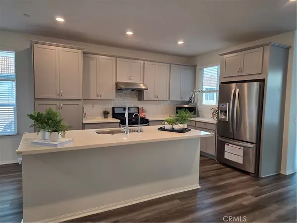 1530 W Cameron, West Covina, CA 91790