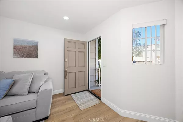 Pasadena, CA 91106,154 N Meridith AVE #8