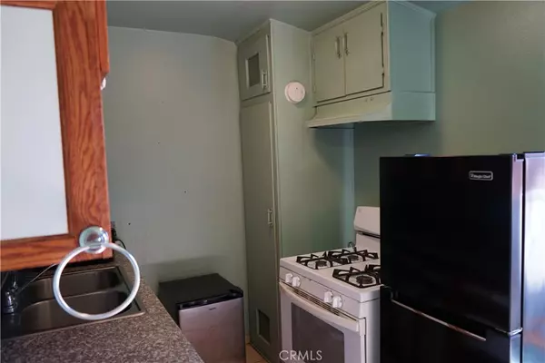 La Puente, CA 91744,14510 Amar #J