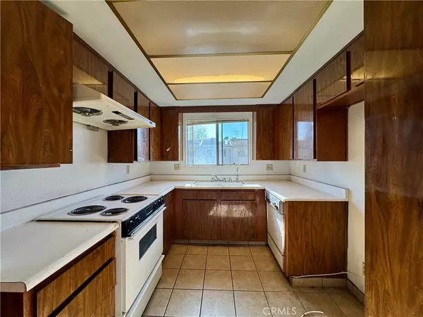 Alhambra, CA 91801,828 S Sierra Vista AVE #D