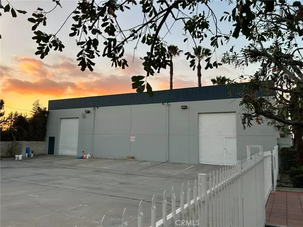 El Monte, CA 91733,2160 DURFEE