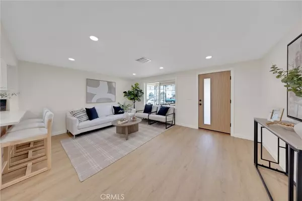 Los Angeles, CA 90063,132 N Rowan AVE