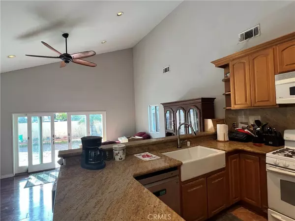 Azusa, CA 91702,426 W 1st ST