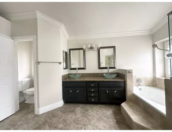 Walnut, CA 91789,19852 E Round Hill