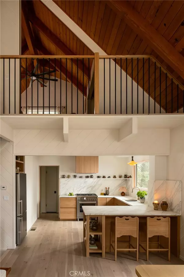 Lake Arrowhead, CA 92352,28443 Altamont CT