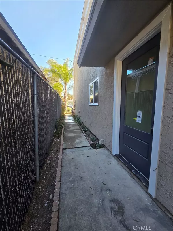 San Diego, CA 92105,3940 Manzanita