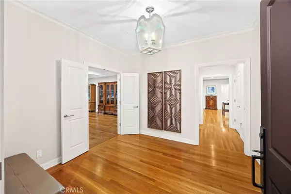 San Marino, CA 91108,2198 Melville