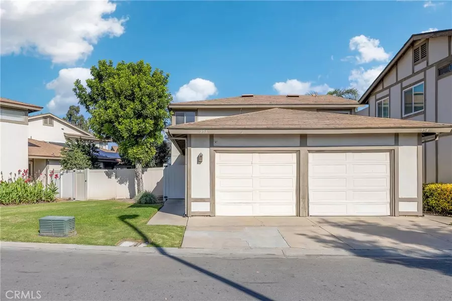 956 Cone Flower LN, Ontario, CA 91762